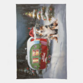 Australian Shepherd Caravan Christmas Adventure Geschirrtuch (Vertikal)