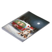Australian Shepherd Caravan Christmas Adventure Notizblock (Linke Seite)