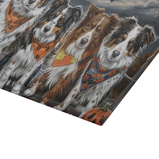 Australian Shepherd Halloween Spooky Schneidebrett (Ecke)