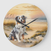 Australian Shepherd in a Beach Cove Große Wanduhr (Vorderseite)