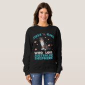 Australian Shepherd Just A Girl Who Loves Tri Colo Sweatshirt (Vorne ganz)