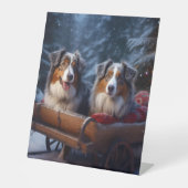 Australian Shepherd Snowy Sleigh Weihnachtsdekor Sockelschild (Vorderseite)