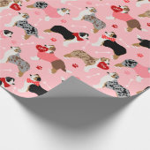 Australian Shepherd Valentine Pattern Geschenkpapier (Ecke)