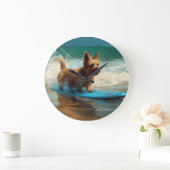 Australian Terrier Beach Surfing Painting Große Wanduhr (Zuhause)