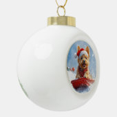 Australian Terrier in Sledge Let it Snow Christmas Keramik Kugel-Ornament (Links)