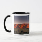 Australien, Uluru Nationalpark. Uluru oder Tasse (Links)