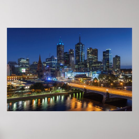 Australien, Victoria, Melbourne, Skyline mit Poster (Vorne)