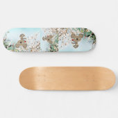 Australien Wild Koala Bear erforscht Kirschblüte Skateboard (Horizontal)