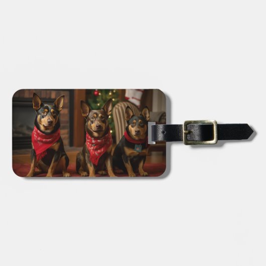 Australische Kelpie am Feuerplatz Weihnachten Gepäckanhänger (Vorderseite horizontal)