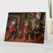 Australische Kelpie am Feuerplatz Weihnachten Karte (Vorderseite)
