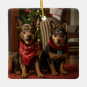 Australische Kelpie am Feuerplatz Weihnachten Keramikornament (Vorderseite)