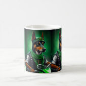 Australische Kelpie Fahrrad St. Patrick's Day Kaffeetasse (Mittel)