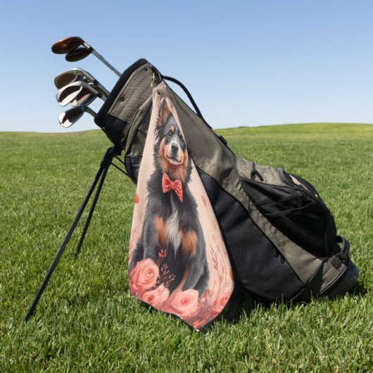 Australische Rinder mit Rose - Valentinstag Golfhandtuch (Gras)