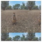Australische Wallaby mit einem Stick, Stoff (Nahaufnahme)