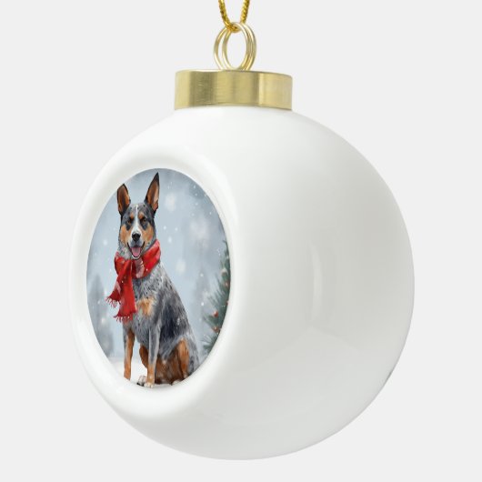 Australischer Rinderhund im Schnee Weihnachten Keramik Kugel-Ornament (Rechts)