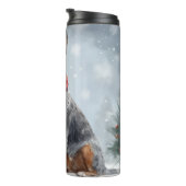 Australischer Rinderhund im Schnee Weihnachten Thermosbecher (Nach rechts gedreht)
