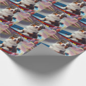 Australischer Schäferhund auf Paddle: Ein Landscha Geschenkpapier (Ecke)