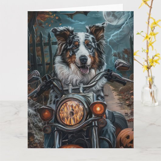 Australisches Shepherd Riding Motorrad Halloween Karte (Gelbe Blume)