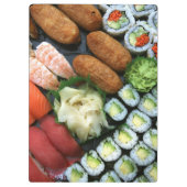Auswahl an japanischen Sushi-Favoriten Klemmbrett (Rückseite)