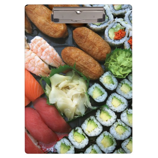 Auswahl an japanischen Sushi-Favoriten Klemmbrett (Vorderseite)