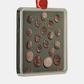 Auswahl keltisch und römische Münzen gefunden Silbernes Ornament (Rechts)