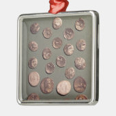 Auswahl keltisch und römische Münzen gefunden Silbernes Ornament (Links)