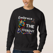 Autism Awareness Embrace Different Unmasking Autis Sweatshirt (Vorderseite)