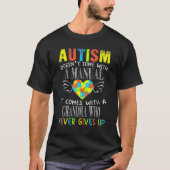 Autism Doesn't Come With A Manual Grandma Autism A T-Shirt (Vorderseite)