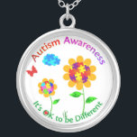 Autismus Bewusstsein Sonnenblumen Versilberte Kette<br><div class="desc">Schöne und einzigartige Sonnenblumen mit Autismus Rätsel,  und die Botschaften von "Autismus Bewusstsein. Es ist in Ordnung,  anders zu sein",  um das Bewusstsein für Autismus zu unterstützen.</div>