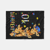 Autismus-Bewusstsein Süße Giraffe Tier zu sein Fleecedecke (Vorderseite (Horizontal))