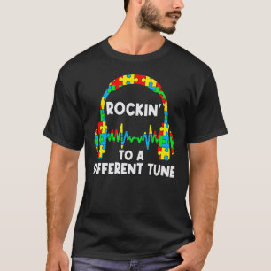 Autismus rockt eine andere Melodie Autism-Bewussts T-Shirt