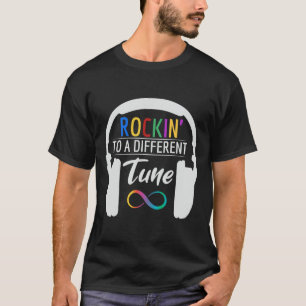 Autismus-Unendlichkeitssymbol Rockt Auf Einer Ande T-Shirt