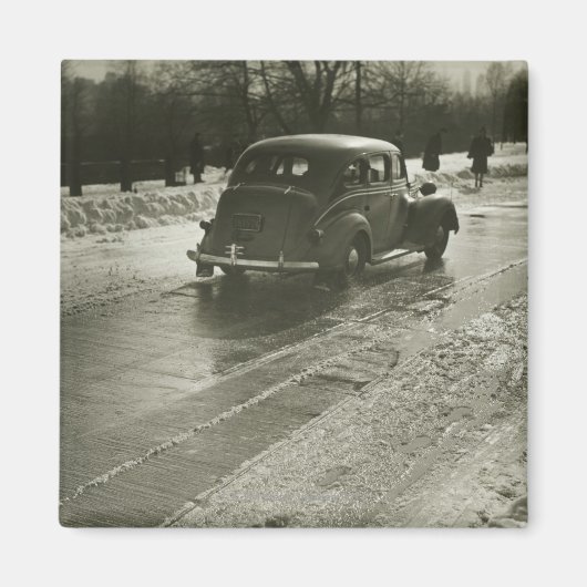 Auto auf der Straße Magnet (Vorne)