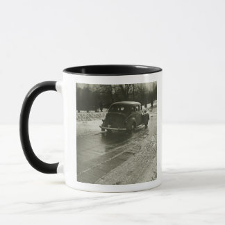 Auto auf der Straße Tasse