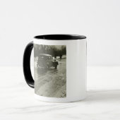 Auto auf der Straße Tasse (Vorderseite Links)