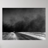 Auto, das den Texas-Panhandle in der Staubschale a Poster (Vorne)