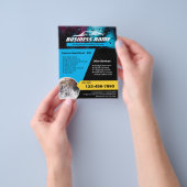 Auto, das die Reinigung moderner Autos regelt Flyer (Gruppe)