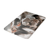 Auto gegen Zug von William Harnden Foster Badematte (Schrägansicht)