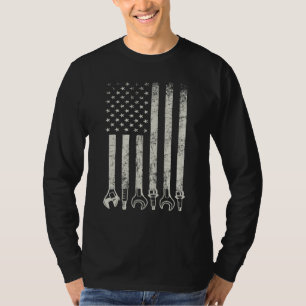 Auto Mechanical US sa Flag Schlüssel und Spark Plu T-Shirt