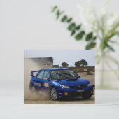 Auto mit blauer Kundgebung Postkarte (Stehend Vorderseite)