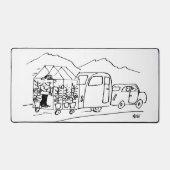 Auto schleppt eine Karawane und ein Greenhouse. Fu Schreibtischunterlage (Vorderseite)