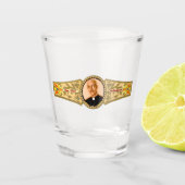 "Auto und Schuss" Schnapsglas (Vorderseite)