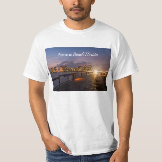 Autofahrt auf dem T - Shirt Navarra Beach Pier (Vorderseite)