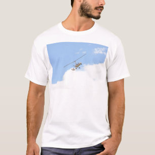 Autogiro im Flug T-Shirt
