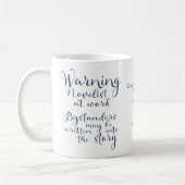 Autor Schriftstellerin am Arbeitsplatz Typografie Kaffeetasse (Links)