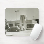 Autos geparkt an der Tankstelle Mousepad (Mit Mouse)