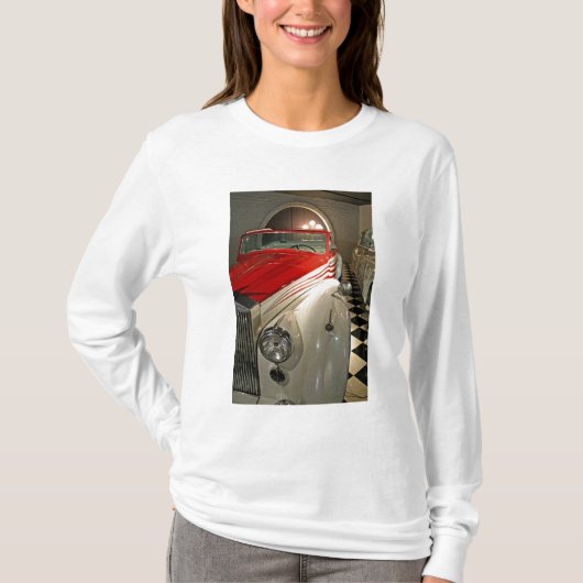 Autosammlung in der Liberace Grundlage und T-Shirt (Vorderseite)