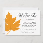 Autum Yelow Maple Leaf Wedding SaveThe Date Einladung (Vorderseite)