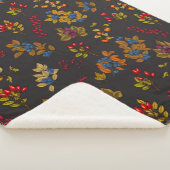 Autumn berries on chocolate brown 2 sherpadecke (3/4)