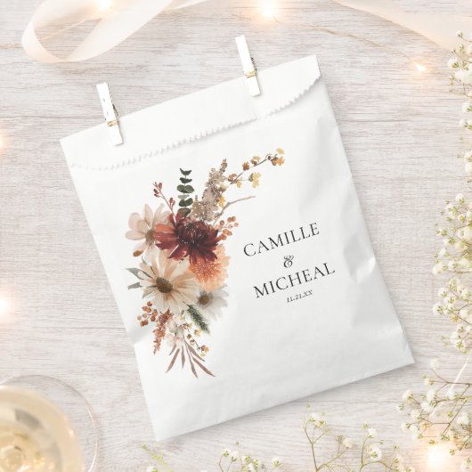 Autumn Burgundy Fall Floral Wedding Geschenktütchen (Ausgeschnitten)